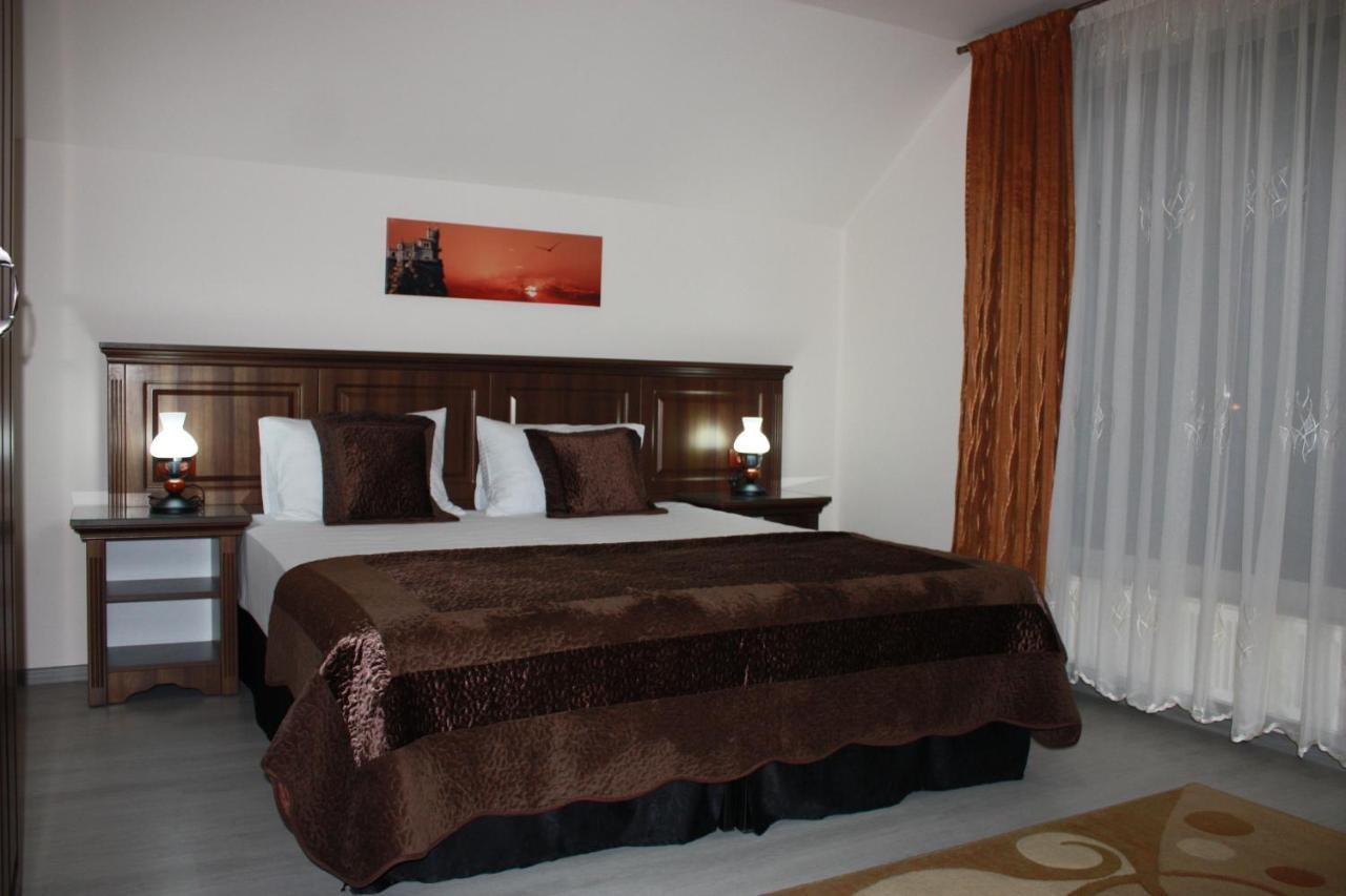 فندق Silva House ديفا المظهر الخارجي الصورة