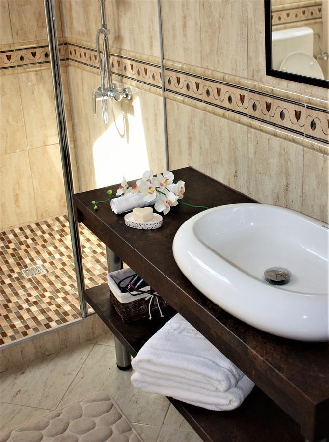 فندق Silva House ديفا المظهر الخارجي الصورة