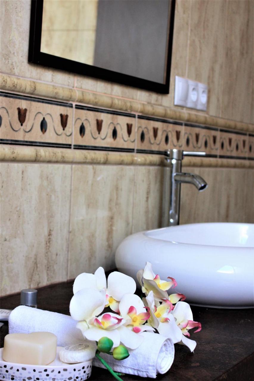 فندق Silva House ديفا المظهر الخارجي الصورة