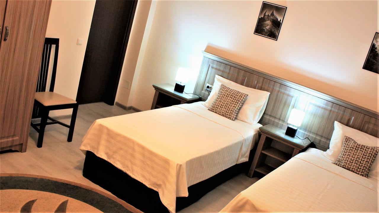 فندق Silva House ديفا المظهر الخارجي الصورة